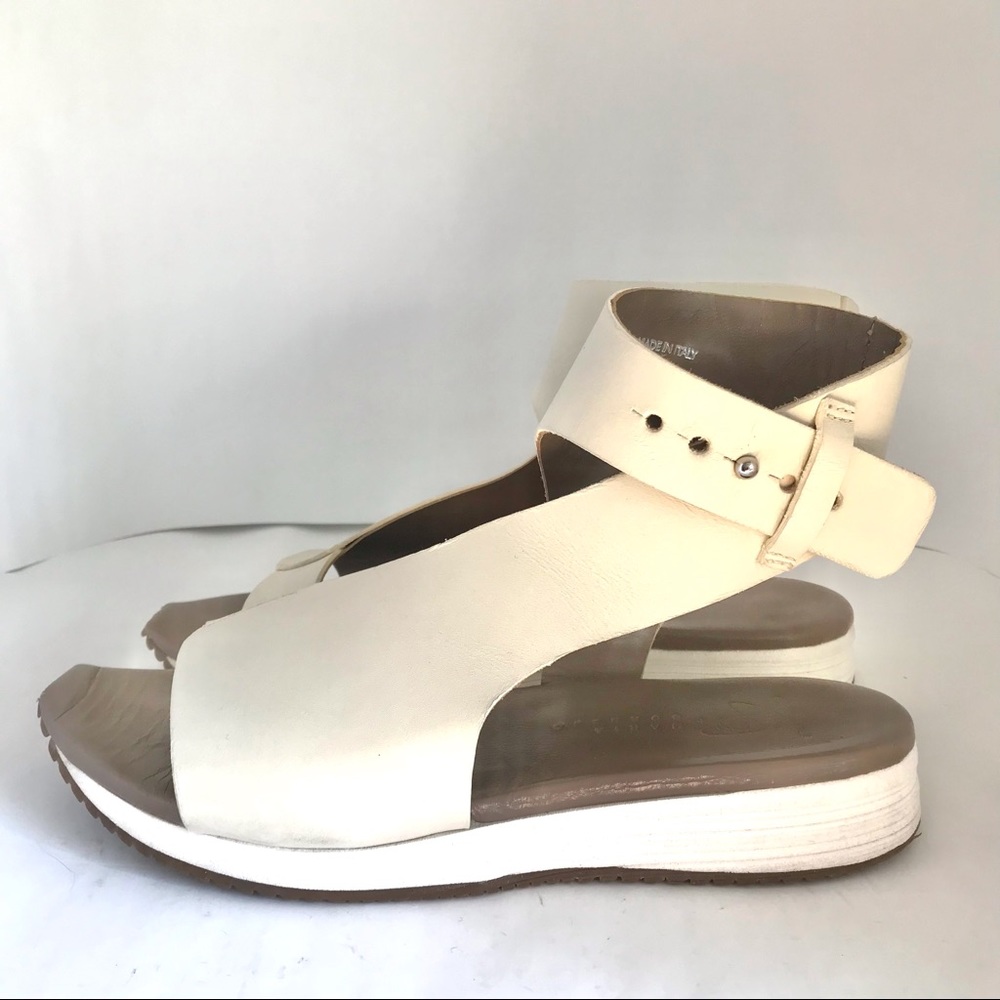 Zero + Maria Cornejo Off-White Leather Sandals Size 38- Asymmetrical Strap